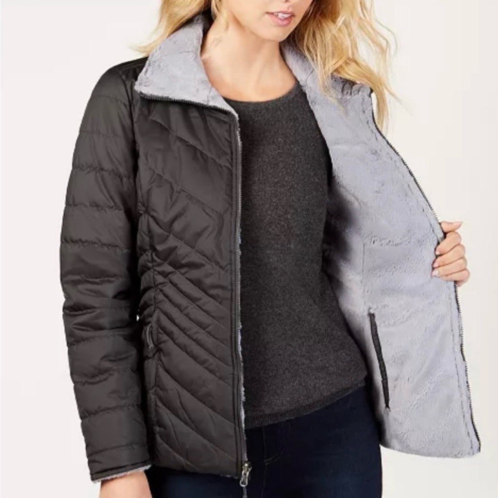 New M The North Face Mossbud Black and Gray Insulated Reversible Jacket